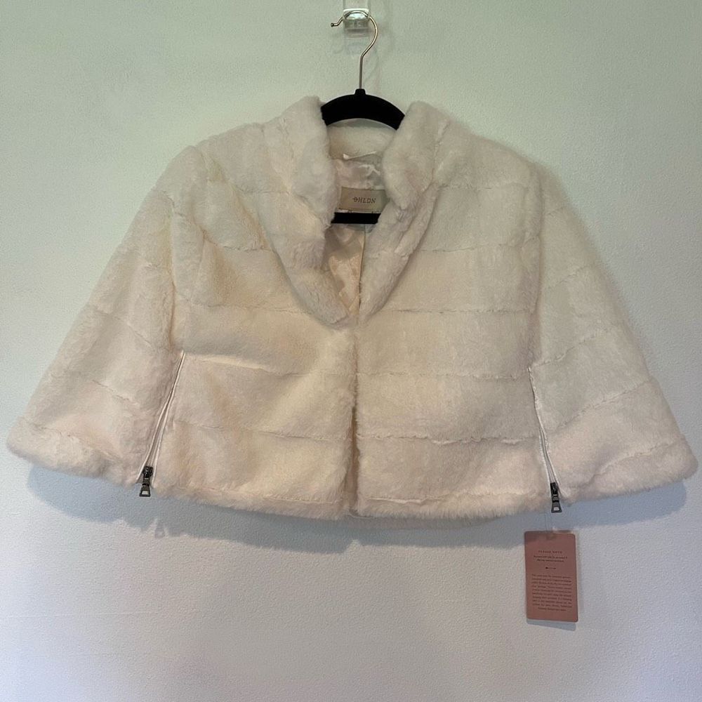 BHLDN faux fur cape white M